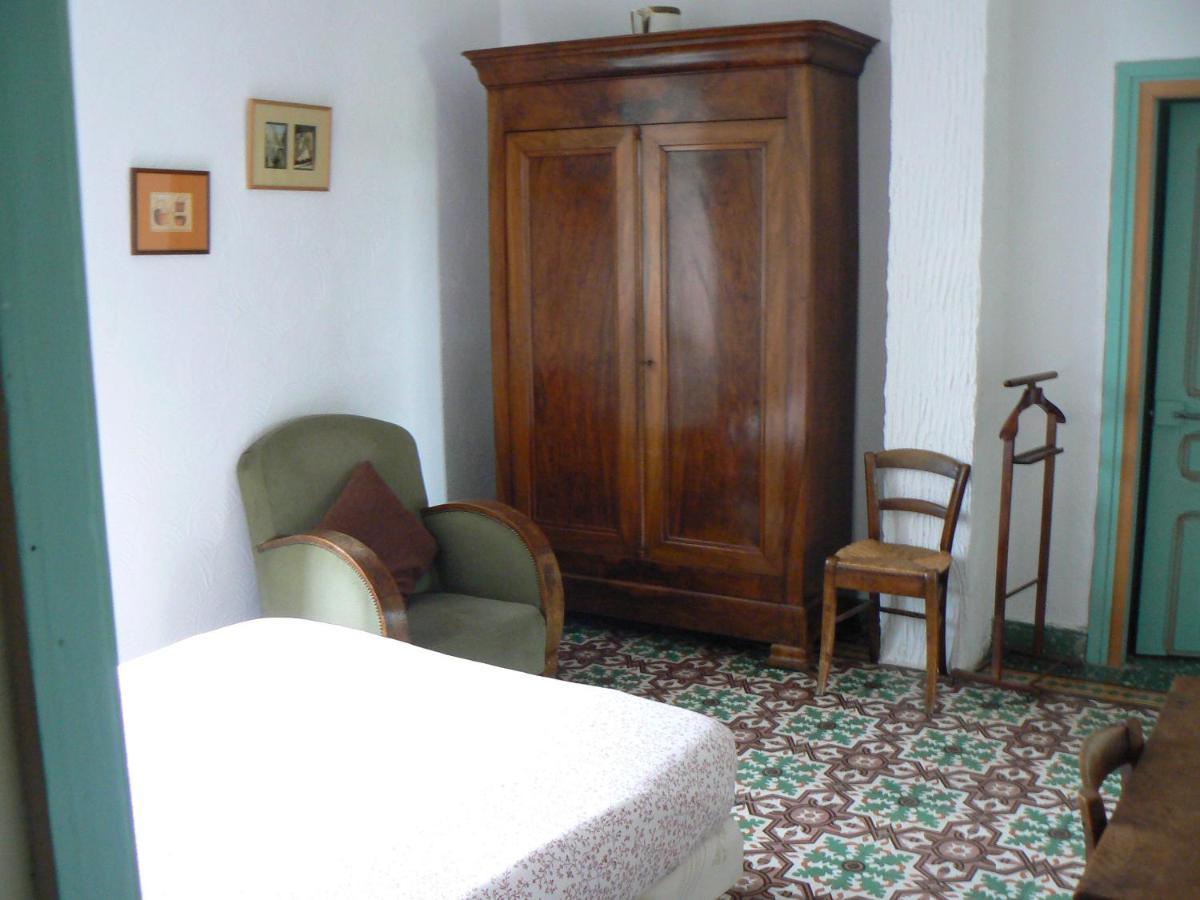 Chambre D'Hotes Lou Couradou Grospierres Exterior photo